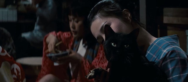 A Haunted Turkish Bathhouse - Bakeneko Toruko furo - Yukino Naomi Tani trying to feed black cat Kuro