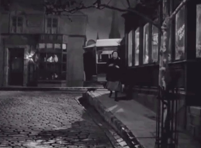 Letter From an Unknown Woman - small cat crossing street in front of Lisa Joan Fontaine