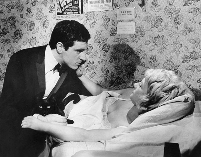 The Small World of Sammy Lee - black cat Oscar Sambo on bed with Sammy Anthony Newley and Patsy Julia Foster publicity still