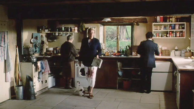 Wetherby - Jean Vanessa Redgrave passing by calico cat with Marcia Judy Dench and Stanley Ian Holm