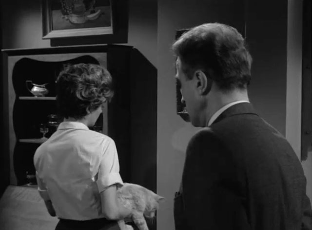 The Fugitive - The End is But the Beginning - Gerard Barry Morse with Aimee Barbara Barrie setting ginger tabby cat Rusty Orangey on table