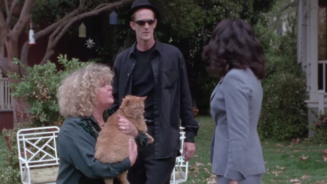 The Girlmore Girls - The Lorelai's First Day at Chilton - Babette Sally Struthers holding longhaired ginger tabby cat Cinnamon on lawn with Morey Ted Rooney and Lorelai Lauren Graham