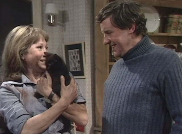 The Good Life - The Weaker Sex? - black kitten held by Barbara Felicity Kendal with Tom Richard Briers