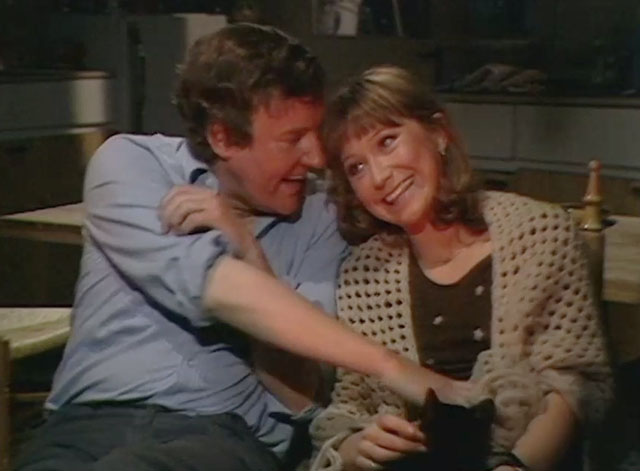 The Good Life - The Pagan Rite - black kitten held by Barbara Felicity Kendal with Tom Richard Briers