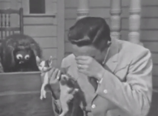 The Jimmy Dean Show - Episode 1.25 - Jimmy Dean laughing with calico kitten Fluffy and Muppet Rowlf the dog