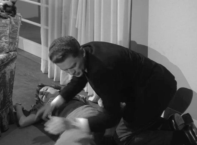 Perry Mason - The Case of the Golden Fraud - Richard Arthur Franz looking over deceased Sylvia Joyce Meadows with Siamese cat looking down from chair