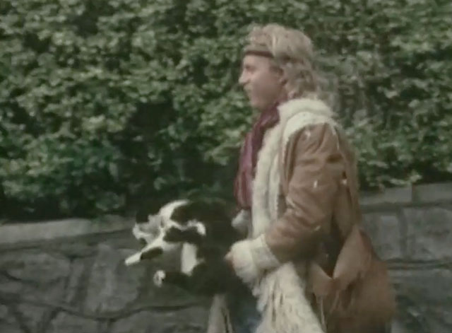 Rumpole of the Bailey - Rumpole and the Alternative Society - Smedley Tom Chabdon dressed as hippie handing tuxedo cat to elderly man