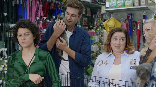 Search Party - Frenzy - Dory Alia Shawkat, Drew John Reynolds, Elliott John Early and Kennifer Diedre Friel with young tabby cats in pet shop