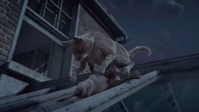 Watership Down - computer animated tabby cat Puss fighting with rabbit Bigwig on roof